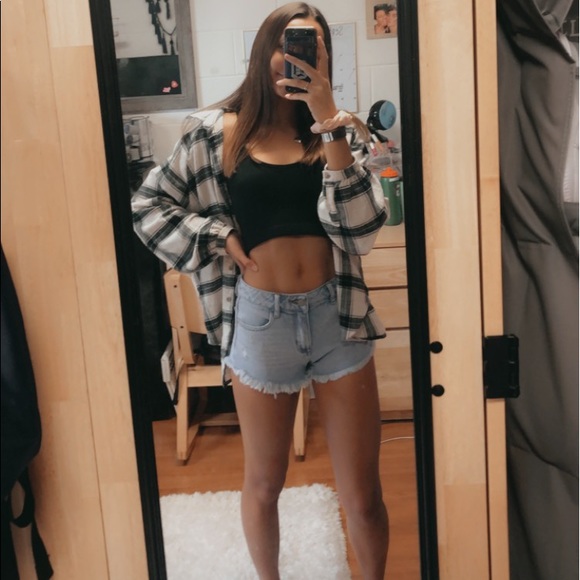 Meet your Posher, Sidney - Picture 3 of 7